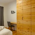 Dolomites Elements