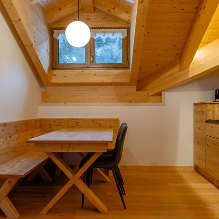 Dolomites Elements Апартаменты Каприле