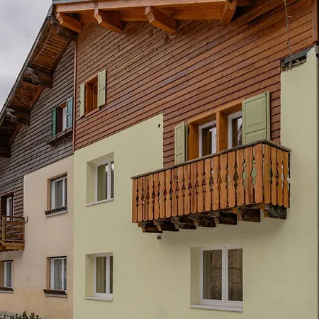 Dolomites Elements